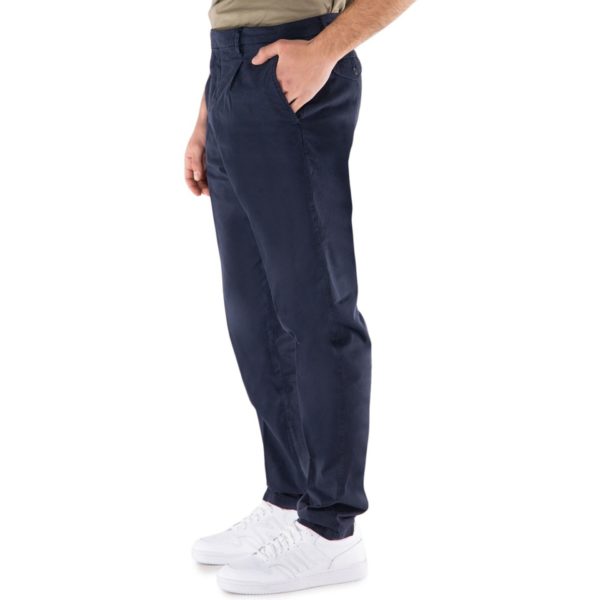 Guess – Image 2