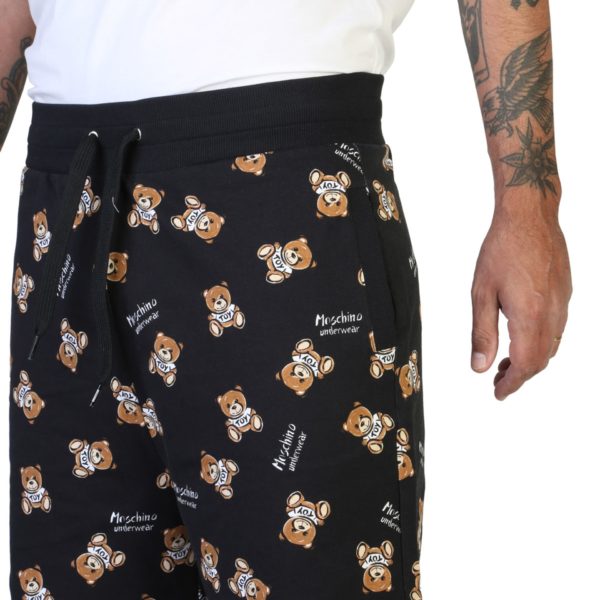 Moschino – Image 3