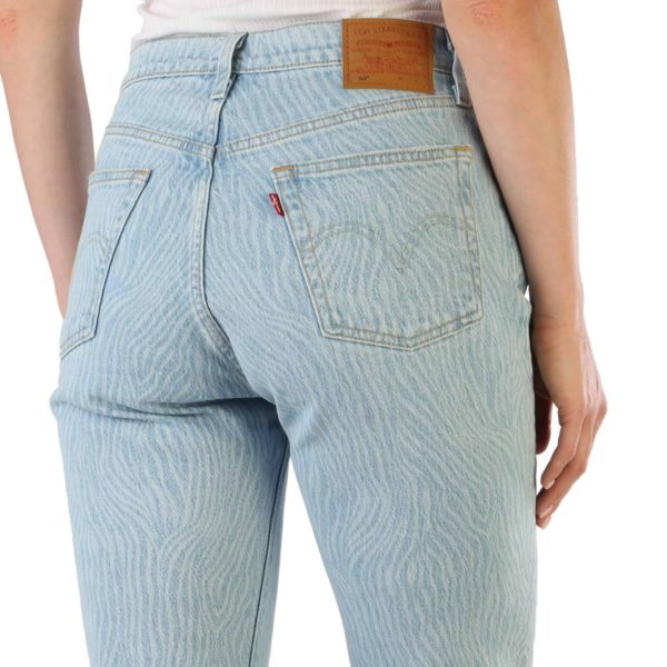 Levis – Image 4